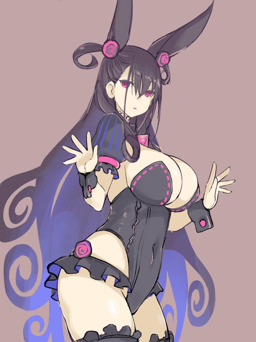 animal_ears bad_id bad_twitter_id bakutendou black_hair black_leotard black_thighhighs breasts brooch brown_background cleavage commentary covered_navel cowboy_shot fate/grand_order fate_(series) female frills hair_between_eyes hair_ornament hands_up highleg highleg_leotard highres jewelry large_breasts leotard long_hair looking_at_viewer murasaki_shikibu_(fate) parted_lips playboy_bunny purple_eyes rabbit_ears shrug_(clothing) simple_background solo standing striped thighhighs thighs two_side_up very_long_hair wrist_cuffs