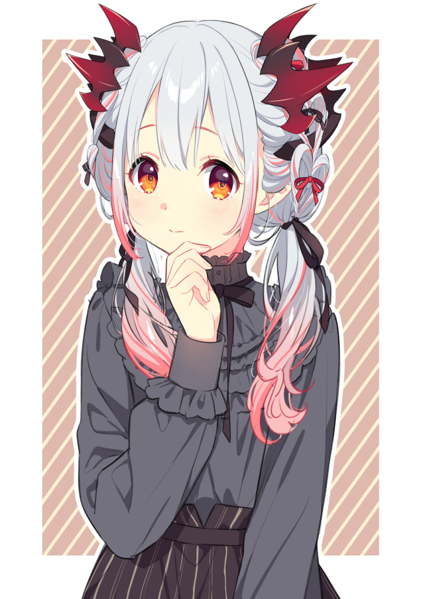 alternate_costume demon_girl female grey_hair hair_between_eyes hair_ribbon hand_on_own_chin highres honey_strap kusumoto_shizuru looking_at_viewer multicolored_hair nanashi_inc. red_eyes ribbon simple_background solo streaked_hair suou_patra virtual_youtuber