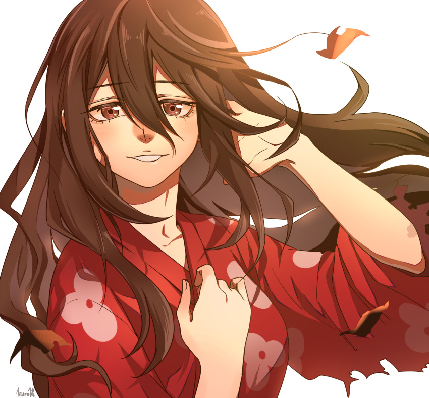 absurdres artist_name brown_eyes commentary_request dororo_(tezuka) female floral_print frayed_clothes hair_between_eyes hand_up highres japanese_clothes kimono kurokiseow long_hair mio_(dororo) parted_lips ponytail red_kimono simple_background smile solo upper_body very_long_hair white_background