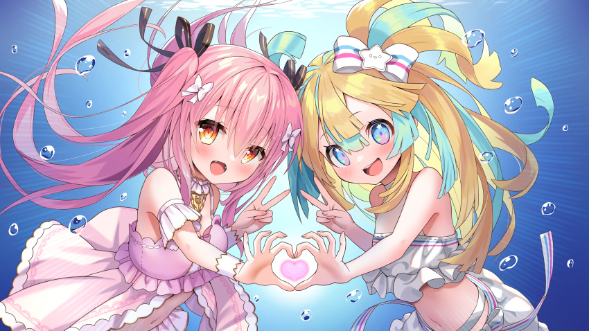 2girls :o absurdres amakawa_hano aqua_eyes aqua_hair bettle_(b_s_a_n) black_ribbon blonde_hair blue_background blush bow bubble dress hairbow heart heart_hands heart_hands_duo highres himekuma_ribon long_hair midriff multicolored_hair multiple_girls navel outdoors pink_dress pink_hair re:act ribbon two-tone_hair underwater v virtual_youtuber