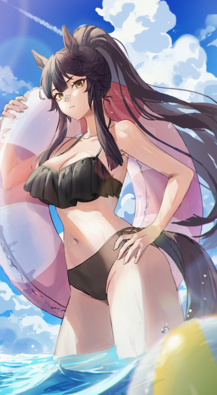 animal_ears ball bandaid bandaid_on_face bandaid_on_nose beachball bikini black_bikini black_hair blue_sky closed_mouth cloud cloudy_sky female highres holding holding_swim_ring horse_ears horse_girl horse_tail innertube looking_at_viewer manunnu narita_brian_(umamusume) navel ponytail sky solo stomach swim_ring swimsuit tail tracen_swimsuit umamusume water yellow_eyes