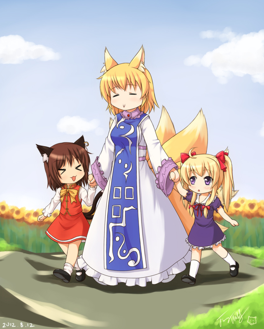 >_< 3girls :> :< =_= aged_down alternate_hairstyle animal_ears blonde_hair blue_sky bow brown_hair cat_ears cat_tail chen chinese_commentary closed_eyes cloud commentary_request day dress earrings field flower flower_field fox_ears fox_tail hair_ribbon hairbow highres holding_hands jewelry langbazi multiple_girls multiple_tails nekomata no_headwear open_mouth outdoors photoshop_(medium) purple_eyes purple_skirt ribbon shirt short_hair skirt skirt_set sky smile sunflower sunflower_field tabard tail touhou twintails vest white_dress yakumo_ran yakumo_yukari yakumo_yukari_(young)