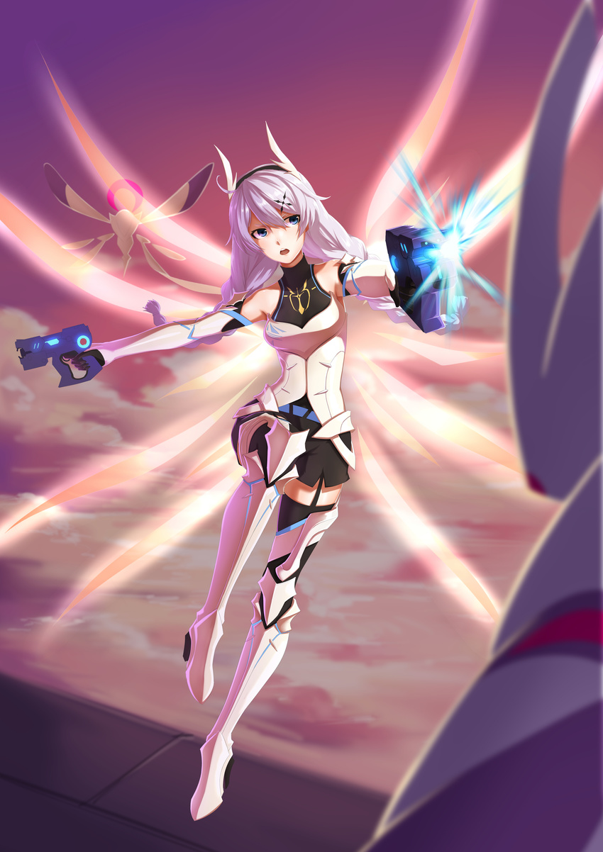 absurdres blue_eyes chinese_commentary commentary_request dual_wielding elbow_gloves female full_body fuuko_chan gloves gun highres holding honkai_(series) honkai_impact_3rd kiana_kaslana kiana_kaslana_(knight_moonbeam) long_hair partial_commentary solo_focus thighhighs weapon white_hair wings