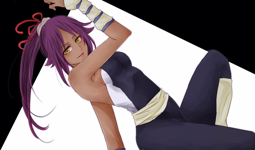 arm_support armband armpits bent_knees black_clothes bleach breasts dark_skin elbow female hair_ornament hair_ribbon high_ponytail highres light_smile long_hair looking_at_viewer open_mouth pose purple_hair ribbon shihouin_yoruichi shinigami sideboob sitting skin_tight solo yellow_eyes