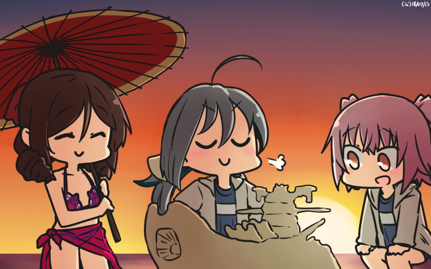 3girls :d ^_^ ahoge bikini brown_hair closed_eyes commentary cosplay dated grey_hair hamu_koutarou harukaze_(kancolle) highres holding holding_umbrella jacket kantai_collection kiyoshimo_(kancolle) kunashiri_(kancolle) long_hair long_sleeves multiple_girls noto_mamiko oil-paper_umbrella one-piece_swimsuit open_mouth pink_hair puff_of_air purple_bikini scathach_(fate) scathach_(swimsuit_assassin)_(fate) scathach_(swimsuit_assassin)_(fate)_(cosplay) short_hair smile swimsuit two_side_up uchuu_senkan_yamato umbrella v-shaped_eyebrows voice_actor_connection white_jacket yamato_(uchuu_senkan_yamato) yellow_eyes