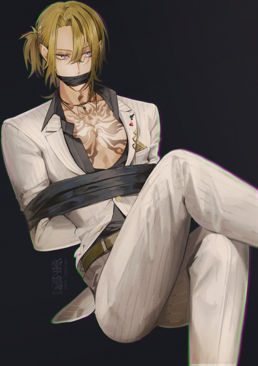 1boy absurdres arms_behind_back belt black_background black_shirt blonde_hair brown_belt chest_tattoo collarbone covered_mouth crossed_legs hair_ornament highres jacket jewelry long_sleeves looking_to_the_side luca_kaneshiro luca_kaneshiro_(1st_costume) male_focus necklace nijisanji nijisanji_en pants purple_eyes raimei_naru shirt short_sidetail side_ponytail simple_background solo suit suit_jacket tattoo virtual_youtuber white_jacket white_pants white_suit