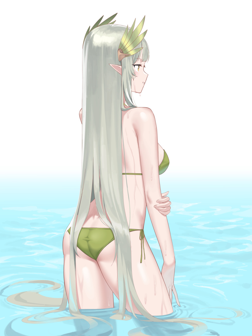 arknights ass bikini breasts cowboy_shot elf female from_behind green_bikini grey_hair halterneck highres laurels long_hair medium_breasts muelsyse_(arknights) pointy_ears side-tie_bikini_bottom siguya simple_background smile solo string_bikini swimsuit very_long_hair wading water wet white_background yellow_eyes