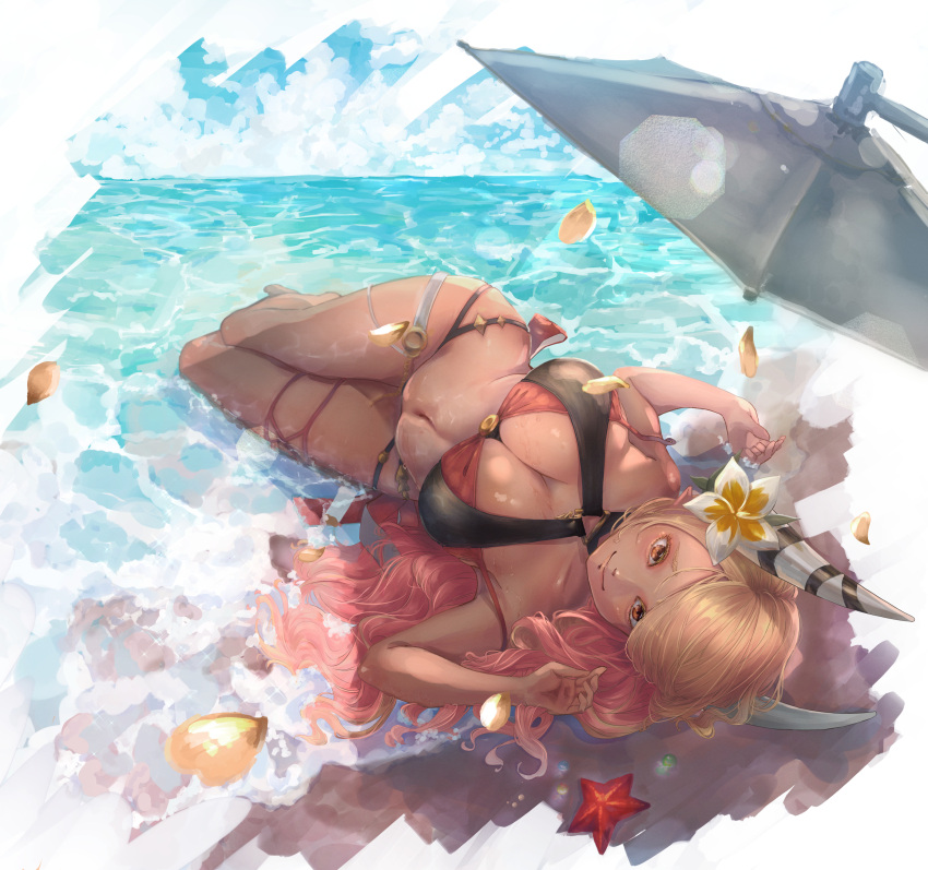 absurdres beach bikini black_bikini blonde_hair breasts cleavage colored_inner_hair draph female flower granblue_fantasy hair_flower hair_ornament highres horn_ornament horn_ribbon horns junkichi_gbf kumbhira_(granblue_fantasy) kumbhira_(summer)_(granblue_fantasy) large_breasts layered_bikini leg_ribbon long_hair lying multicolored_hair ocean on_side orange_eyes parted_bangs petals pink_hair pointy_ears ribbon smile solo starfish swimsuit thigh_ribbon thigh_strap two-tone_hair umbrella very_long_hair