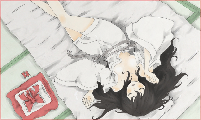 bare_legs black_hair border breasts breasts_apart closed_eyes commentary_request female from_above futon hair_down hair_ornament hair_spread_out hakurei_reimu japanese_clothes juban kimono long_hair lying medium_breasts morodashi no_bra on_back open_clothes open_kimono red_border short_kimono sleeping sleepwear solo tatami touhou unworn_hair_bow unworn_hair_ornament upside-down yukata