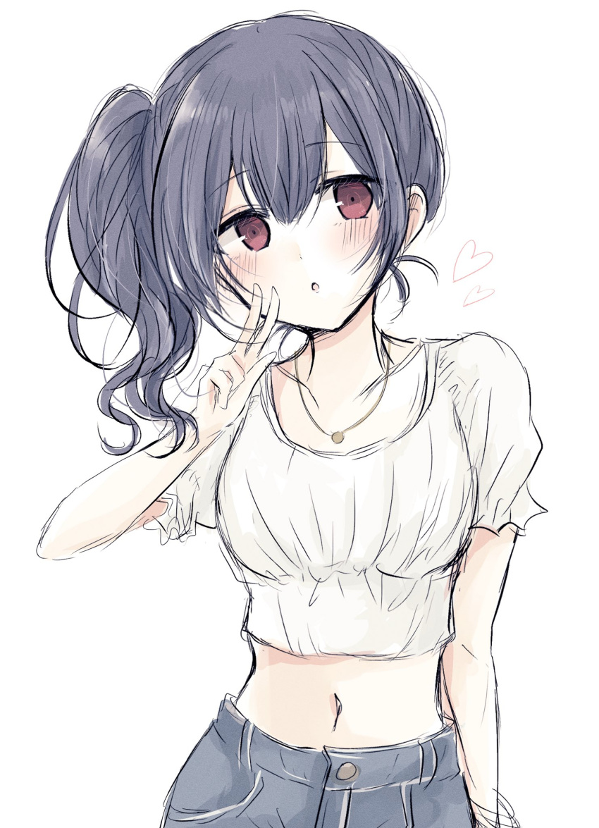 :o baran._(ba_ra_ran) black_hair black_shorts blush breasts commentary_request cropped_shirt female gyaru heart highres idolmaster idolmaster_shiny_colors looking_at_viewer medium_breasts medium_hair midriff morino_rinze navel one_side_up parted_lips red_eyes shirt short_sleeves shorts simple_background solo upper_body w white_background white_shirt