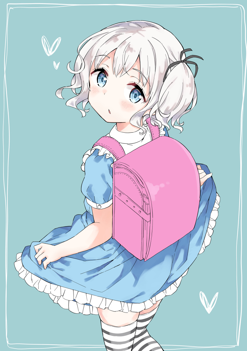 absurdres backpack bad_id bad_pixiv_id bag black_ribbon blue_background blue_dress blue_eyes commentary_request dress female frilled_dress frills from_behind gyuunyuu_nomio hair_ribbon heart highres joshi_shougakusei_hajimemashita looking_at_viewer looking_back nono_(joshi_shougakusei_hajimemashita) parted_lips puffy_short_sleeves puffy_sleeves randoseru ribbon short_sleeves skirt_hold solo standing striped_clothes striped_thighhighs thighhighs twintails white_hair