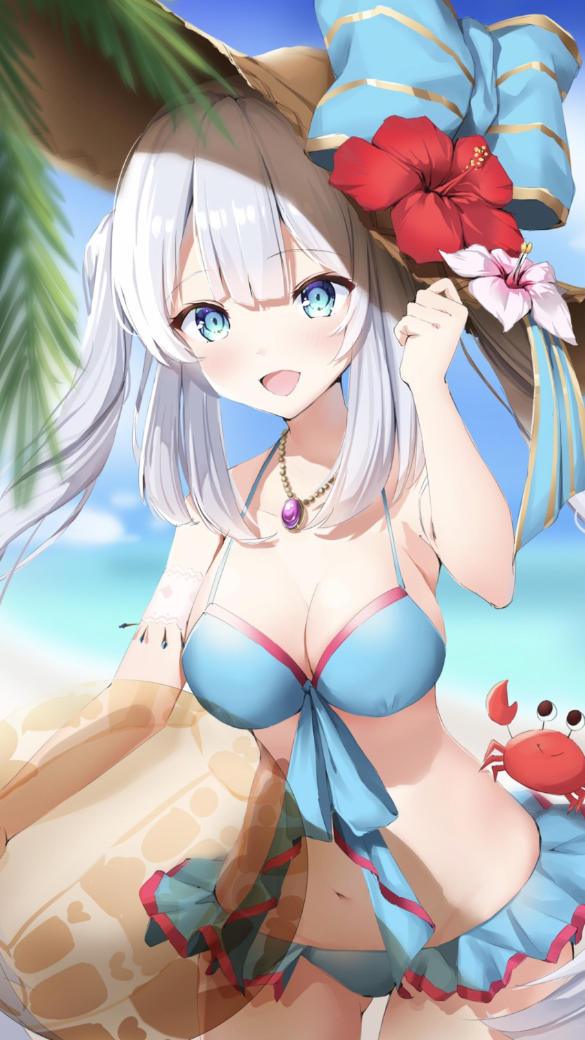 ball beachball bikini blue_bikini blue_bow blue_eyes blush bow breasts cleavage collarbone commentary_request covered_nipples crab day fate/grand_order fate_(series) female flower hat hat_bow hat_flower hibiscus highres hiyoko_(kokeko) holding holding_ball holding_beachball jewelry large_bow large_breasts long_hair looking_at_viewer marie_antoinette_(fate) marie_antoinette_(swimsuit_caster)_(fate) marie_antoinette_(swimsuit_caster)_(third_ascension)_(fate) navel necklace open_mouth outdoors red_flower sky smile solo sun_hat swimsuit twintails very_long_hair white_hair