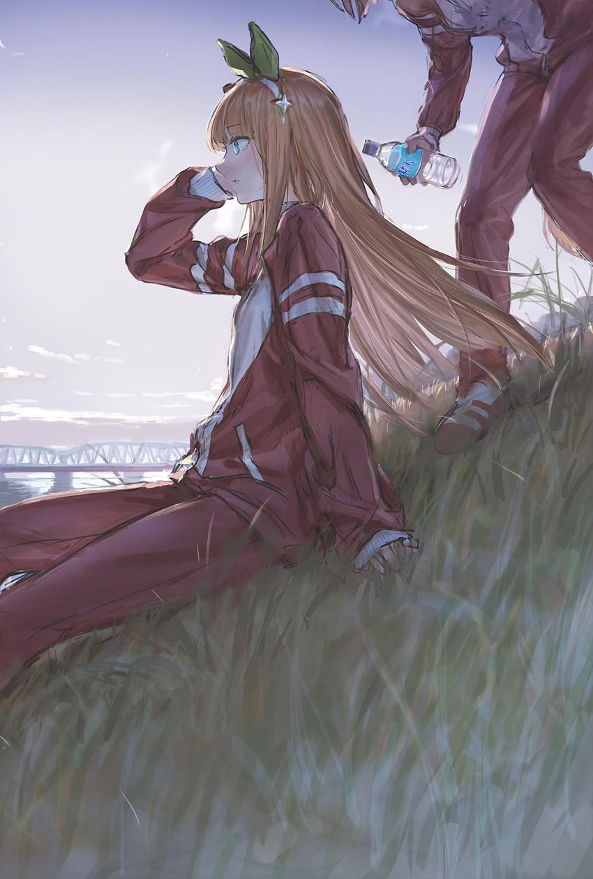 2girls animal_ears blue_eyes bottle bridge brown_hair day from_side grey_sky gym_uniform hairband highres holding holding_bottle horse_ears horse_girl jacket long_hair multiple_girls outdoors pants parted_lips profile red_jacket red_pants riverbank silence_suzuka_(umamusume) sitting sky solo_focus tentsuu_(tentwo) umamusume water_bottle