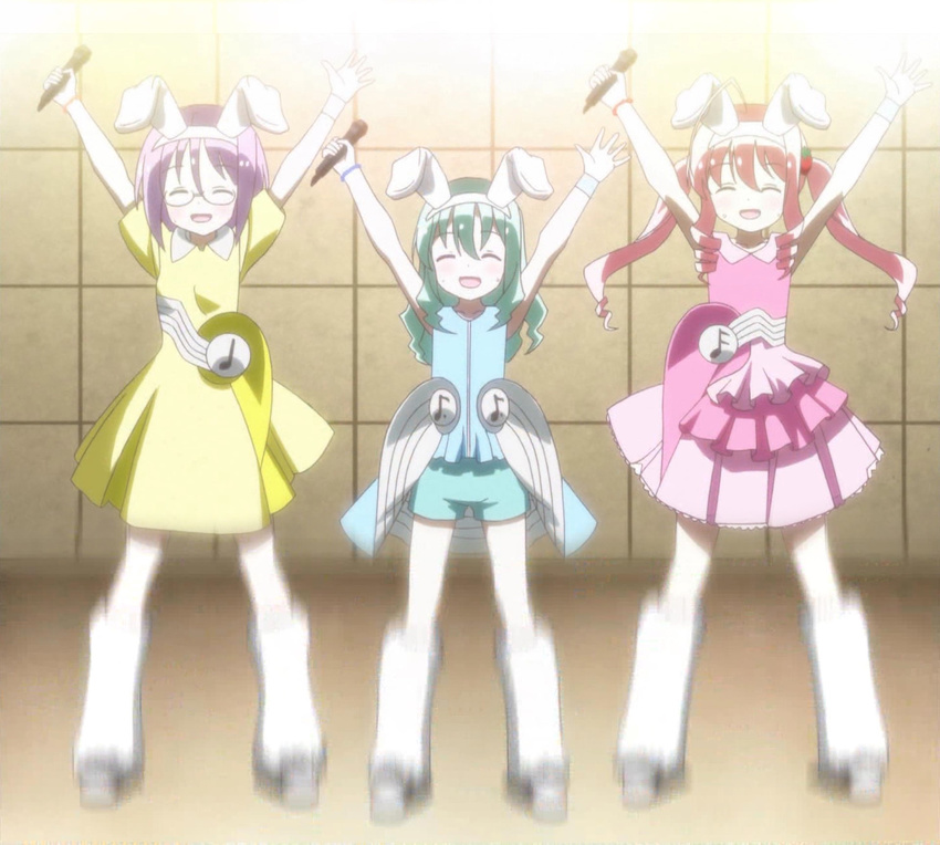 3girls animal_ears anime_screenshot blurry highres ichinose_futaba idol kohana_rin moesaki_ichigo multiple_girls rabbit_ears sore_ga_seiyuu!