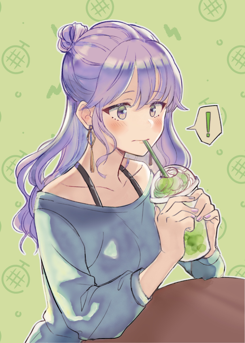 ! absurdres alternate_hairstyle azami_(etra-chan_wa_mita!) blue_shirt blush collarbone commentary_request cup disposable_cup drink drinking etra-chan_wa_mita! female green_background hair_bun highres holding holding_cup holding_drink long_hair long_sleeves no_eyewear nyako_(lhq3p) off-shoulder_shirt off_shoulder purple_eyes purple_hair shirt single_hair_bun solo table upper_body