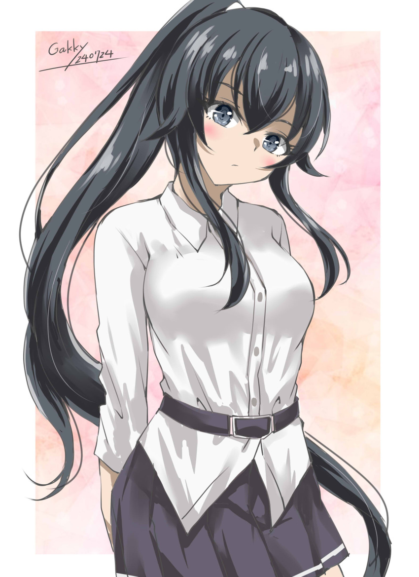 belt black_belt black_hair black_skirt breasts brown_eyes dated female gakky gloves gradient_background hair_between_eyes highres kantai_collection large_breasts long_hair looking_at_viewer pink_background pleated_skirt ponytail shirt signature skirt smile solo very_long_hair white_background white_shirt yahagi_(kancolle) yahagi_kai_ni_(kancolle)