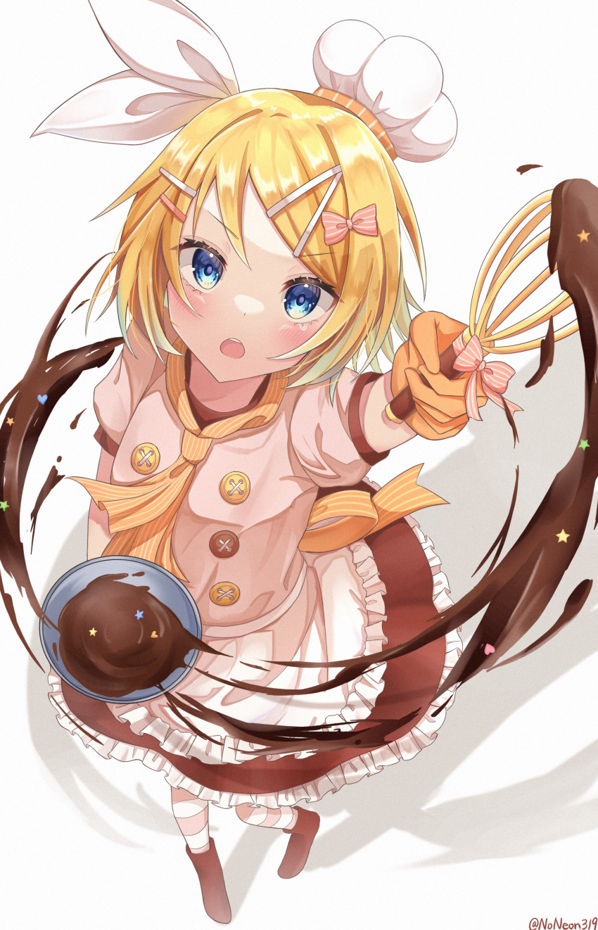 absurdres arm_up ascot beige_shirt blonde_hair blue_eyes bow bowl buttons chef_hat chocolate commentary female foreshortening frilled_skirt frills from_above gloves hair_ornament hairbow hairclip hat highres holding holding_whisk kagamine_rin layered_skirt light_blush looking_at_viewer magic_chef_(module) noneon319 open_mouth orange_ascot orange_gloves shadow short_hair short_sleeves skirt solo sprinkles standing star_(symbol) striped_clothes striped_thighhighs sweet_magic_(vocaloid) swept_bangs thighhighs twitter_username v-shaped_eyebrows valentine vocaloid whisk white_background white_bow