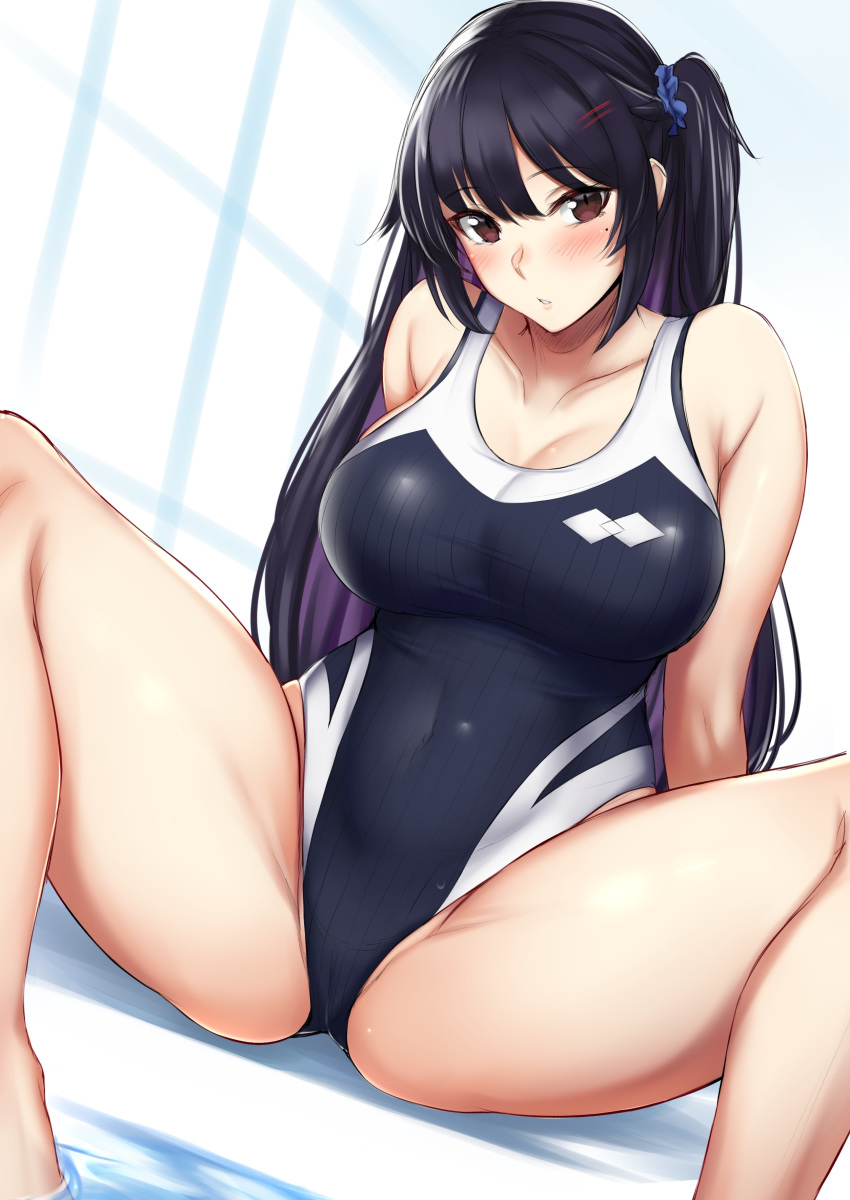 absurdres bare_shoulders black_hair blue_scrunchie blush breasts cameltoe cleavage competition_swimsuit cove covered_navel crotch_seam female hara_mizuki highleg highleg_swimsuit highres kusahagane large_breasts long_hair looking_at_viewer mole mole_under_eye one-piece_swimsuit original parted_lips poolside scrunchie sitting soaking_feet solo spread_legs swimsuit