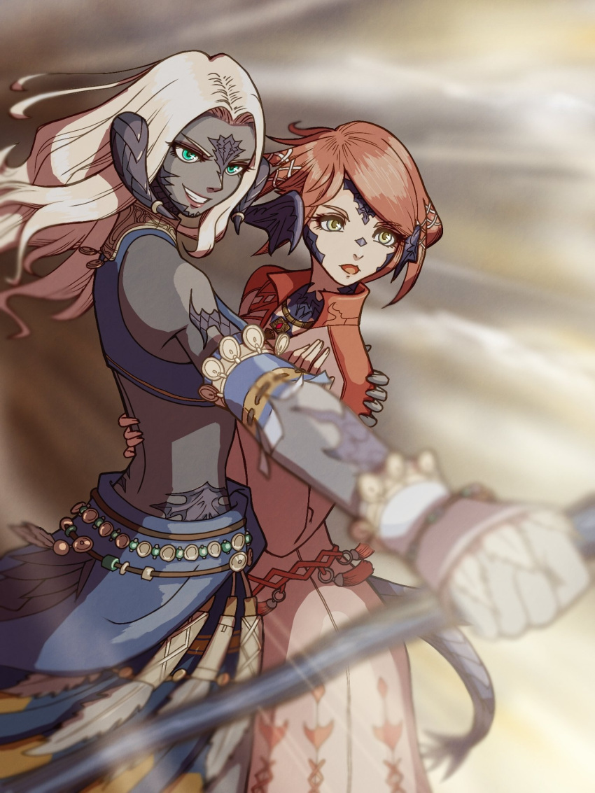 2girls arm_around_waist au_ra cirina_mol colored_skin final_fantasy final_fantasy_xiv glowing green_eyes grey_skin highres horns long_hair meru77464787 multiple_girls pink_hair sadu_dotharl scales smile staff standing tail white_hair