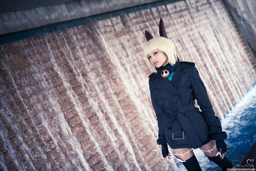 bell bell_collar belt cat_ears cat_tail collar cosplay female female fingerless_gloves gloves ms._fortune_(skullgirls) nadia_fortune nadia_fortune_(cosplay) photo pouch scar skullgirls tail the_mirror_melts trench_coat trenchcoat white_hair