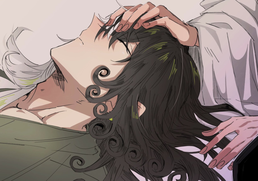 1boy abe_no_seimei_(fate) alternate_costume ashiya_douman_(fate) asymmetrical_hair black_hair close-up curly_hair earrings fate/grand_order fate_(series) green_kimono hair_between_eyes hair_intakes hand_on_another's_head highres japanese_clothes jewelry kimono lap_pillow long_hair magatama magatama_earrings male_focus multicolored_hair rawi_(akcdcc) sleeping solo_focus two-tone_hair very_long_hair white_hair