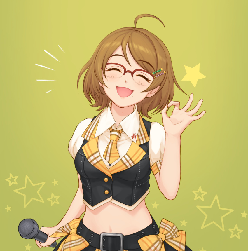 ahoge belt black_belt black_jacket brown_hair closed_eyes commentary crop_top cropped_jacket female glasses hair_ornament hairclip highres holding holding_microphone idolmaster idolmaster_cinderella_girls idolmaster_cinderella_girls_starlight_stage jacket microphone midriff mole navel necktie ok_sign open_mouth shirt short_hair short_sleeves smile solo starry_background symbol-only_commentary tempura_man tsuchiya_ako white_shirt yellow_background yellow_necktie