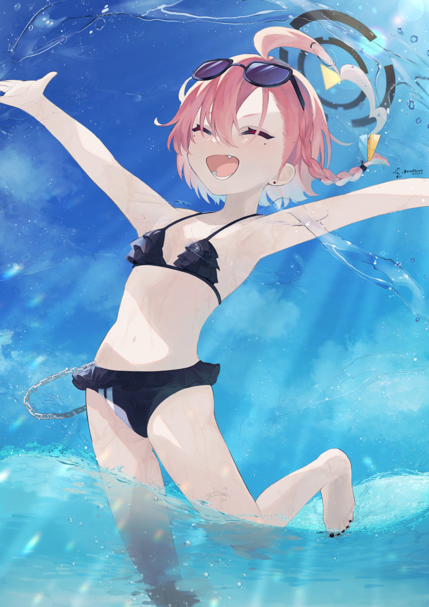 absurdres ahoge armpits barefoot bikini black-framed_eyewear black_bikini blue_archive blue_background breasts chains closed_eyes eyewear_on_head female foot_out_of_frame frilled_bikini frills halo highres kuromu_(96-94) mole mole_under_eye nail_polish neru_(blue_archive) neru_(swimsuit)_(blue_archive) oerba_yun_fang open_mouth outstretched_arms pink_hair sky small_breasts smile solo splashing spread_arms summer swimsuit toenail_polish toenails wading water