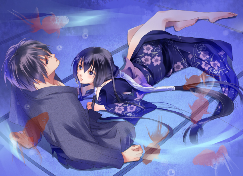 2boys bad_id bad_pixiv_id barefoot black_hair blue_eyes fish fuuchouin_kazuki getbackers highres hirai_chika japanese_clothes kakei_juubei kimono long_hair male_focus multiple_boys otoko_no_ko ponytail short_hair