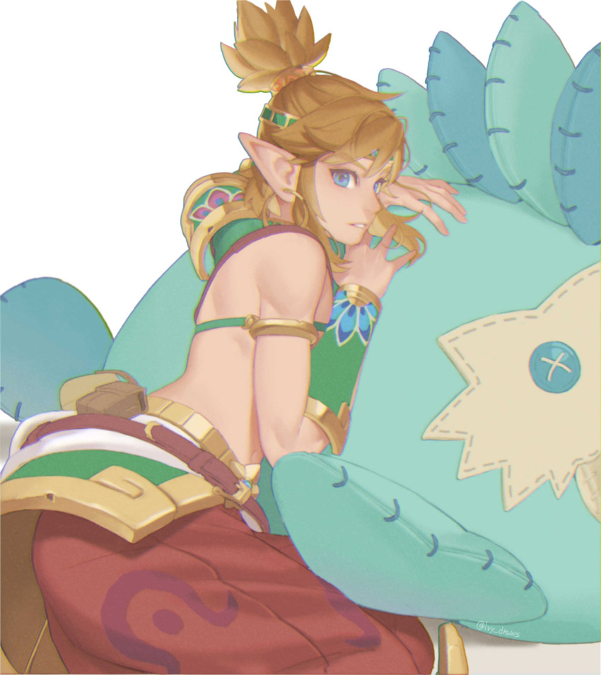 1boy bare_shoulders belt blonde_hair blue_eyes brown_belt desert_voe_set_(zelda) highres ivy_(sena0119) link looking_at_viewer male_focus pants pointy_ears ponytail pouch red_pants solo stuffed_walrus teeth the_legend_of_zelda the_legend_of_zelda:_breath_of_the_wild