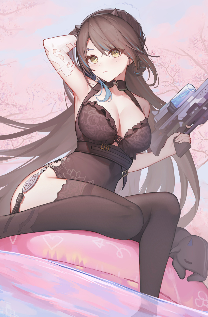 absurdres afloat air_mattress arknights arm_up armpits blacknight_(arknights) blacknight_(summer_flowers)_(arknights) blush breasts brown_hair brown_swimsuit brown_thighhighs casual_one-piece_swimsuit cherry_blossoms cleavage closed_mouth creature cyanide-whale elbow_gloves female gloves hand_in_own_hair highres holding holding_water_gun horns large_breasts long_hair looking_at_viewer mole mole_above_eye mole_on_breast official_alternate_costume one-piece_swimsuit revision single_glove sitting soaking_feet solo swimsuit tassel thighhighs v-shaped_eyebrows very_long_hair water water_gun white_gloves yellow_eyes