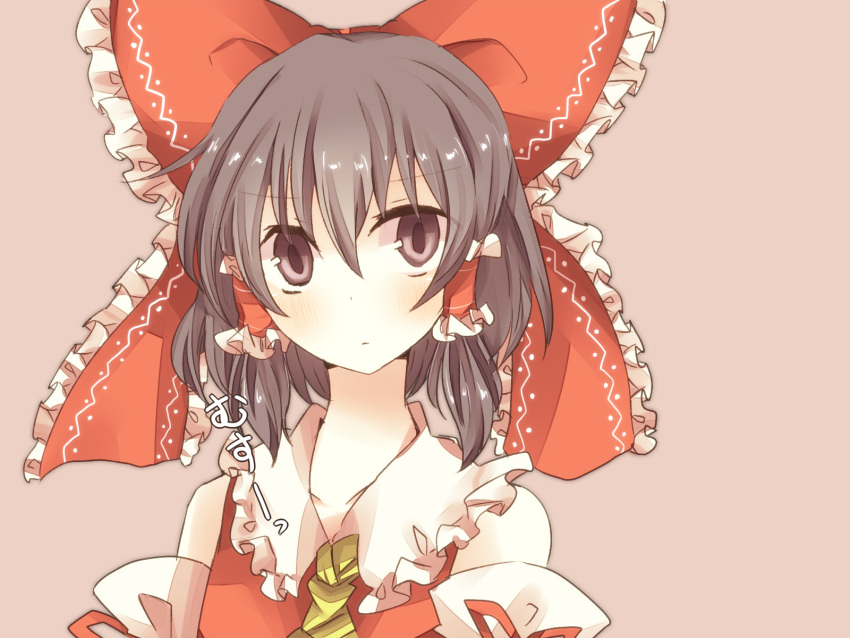 ascot bad_id bad_pixiv_id bow brown_eyes brown_hair detached_sleeves dress female hair_tubes hairbow hakurei_reimu highres pasutel photoshop_(medium) red_bow red_dress simple_background solo touhou translated