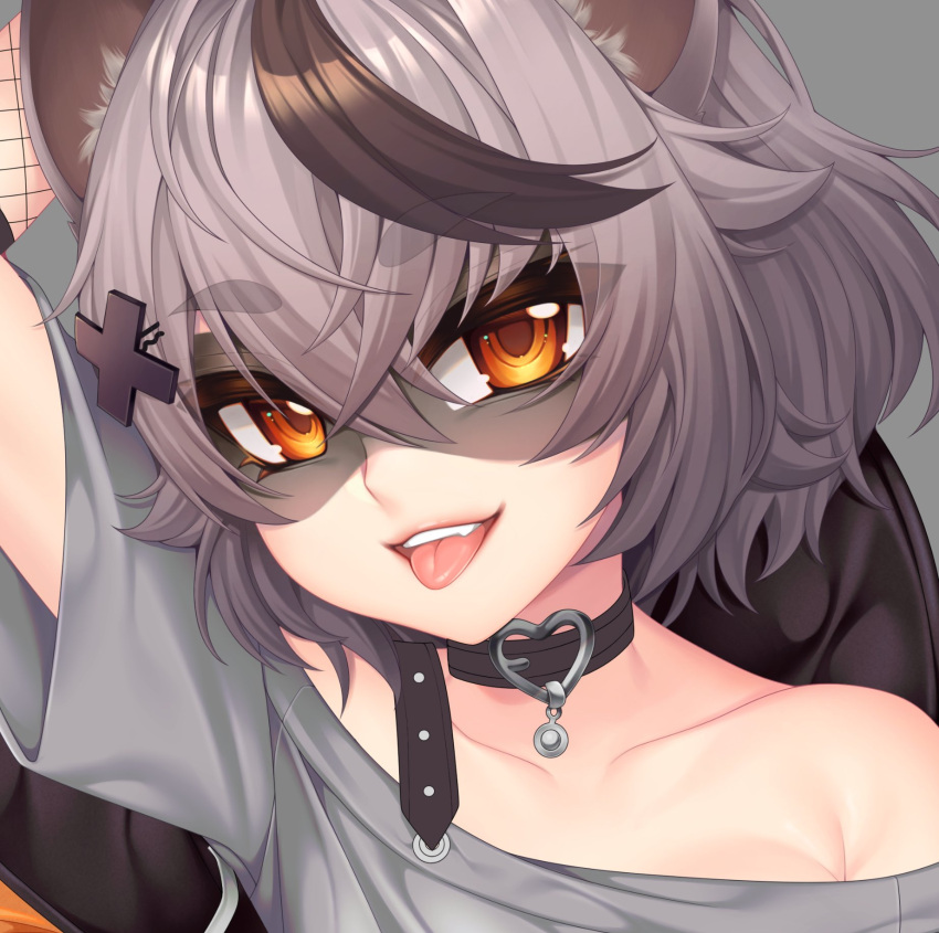 animal_ears bare_shoulders black_hair choker female grey_hair hair_between_eyes heart highres indie_virtual_youtuber looking_at_viewer multicolored_hair murmoruno open_mouth orange_eyes raccoon_ears raccoon_girl snuffy_(vtuber) snuffy_(vtuber)_(1st_costume) solo streaked_hair teeth tongue tongue_out two-tone_hair upper_body virtual_youtuber