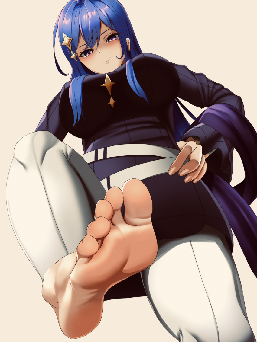 absurdres barefoot belt blue_hair blush breasts close-up closed_mouth commentary commission feet female foot_focus foreshortening from_below hair_ornament hairclip hand_on_own_hip highres long_hair looking_at_viewer maha_(ansatsu_kizoku) medium_breasts nuchitarou pants pixiv_commission presenting_foot purple_eyes purple_sweater sekai_saikou_no_ansatsusha_isekai_kizoku_ni_tensei_suru simple_background smirk soles solo standing standing_on_one_leg sweater toes turtleneck turtleneck_sweater white_belt white_pants