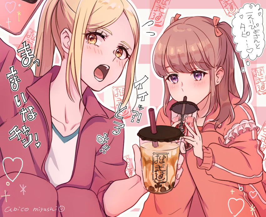 2girls :o abicomiyushi armband artist_name blonde_hair brown_hair bubble_tea cellphone cup disposable_cup drinking drinking_straw eripiyo heart highres ichii_maina jacket multiple_girls orange_jacket oshi_ga_budoukan_itte_kuretara_shinu phone purple_eyes red_jacket simple_background thought_bubble track_jacket twintails yellow_eyes yuri