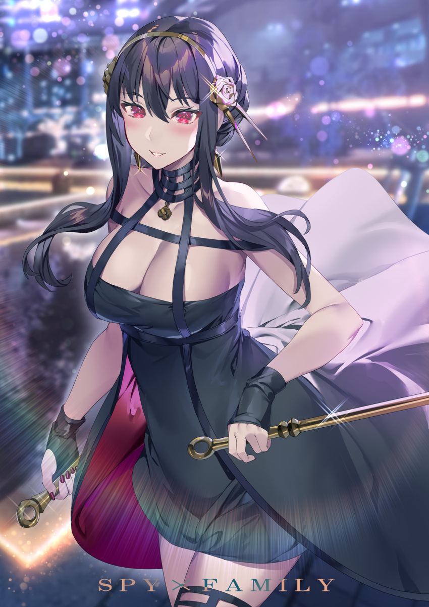 black_dress black_gloves black_hair black_thighhighs blush breasts cleavage closed_mouth collarbone commentary copyright_name covered_navel dagger dress dual_wielding earrings female fingerless_gloves flower gloves gold gold_earrings gold_hairband hair_flower hair_ornament hairband highres holding holding_dagger holding_knife holding_weapon jewelry knife large_breasts lips long_hair multi-strapped_dress pendant red_eyes red_nails rose sidelocks sleeveless sleeveless_dress smile solo spy_x_family thighhighs two-sided_dress two-sided_fabric weapon yor_briar yoshimoto_(dear_life)