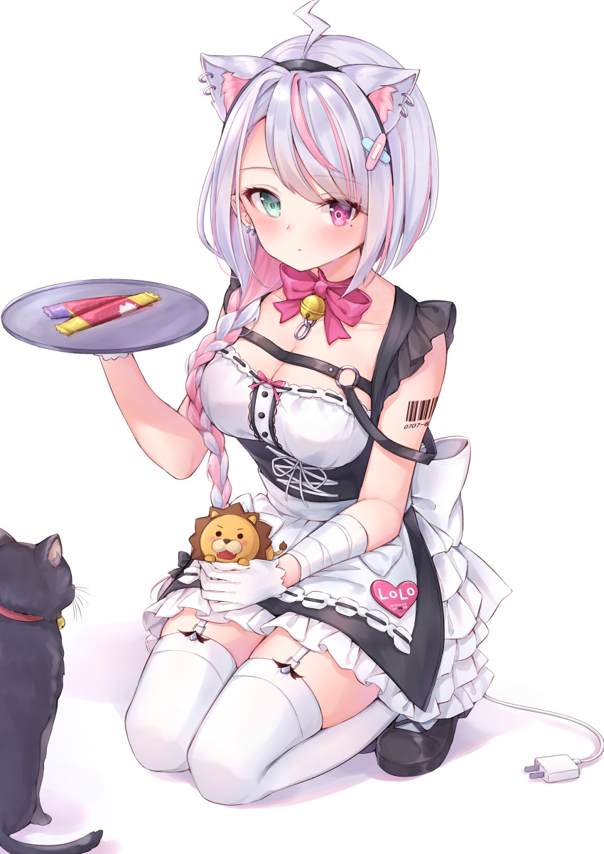 animal_ears cleavage heterochromia maid neko poe_(528yuzunon) roro-chan stockings thighhighs