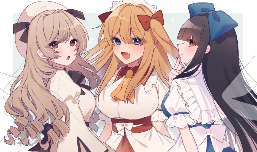 3girls aged_up black_hair blonde_hair blue_bow blue_eyes blunt_bangs blush bow breasts brown_eyes closed_mouth commentary_request dress from_side grey_background hairbow hat headdress large_breasts long_sleeves looking_at_viewer luna_child multiple_girls oerba_yun_fang open_mouth orange_hair short_sleeves simple_background skin_fang smile star_sapphire sunny_milk touhou touya_(konpekitou) upper_body white_background white_dress white_hat wings