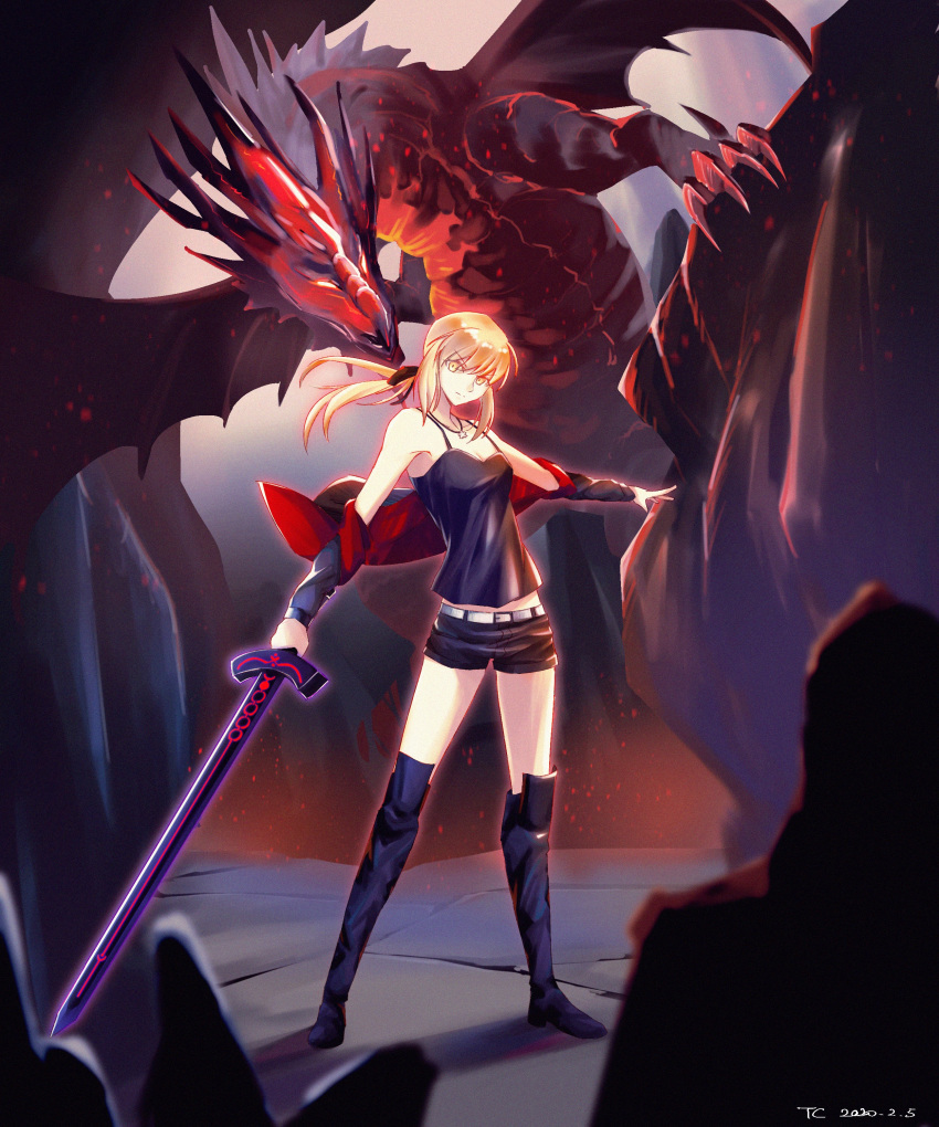 absurdres artist_name artoria_pendragon_(fate) bare_shoulders black_ribbon black_shorts black_tank_top blonde_hair boots breasts dated dragon dragon_wings excalibur_morgan_(fate) fate/grand_order fate_(series) female hair_ribbon highres jewelry knee_boots midriff_peek necklace off_shoulder official_alternate_costume outstretched_arm ponytail ribbon saber_alter saber_alter_(ver._shinjuku_1999)_(fate) scales short_shorts shorts small_breasts solo sword tank_top tory-chen weapon wings yellow_eyes