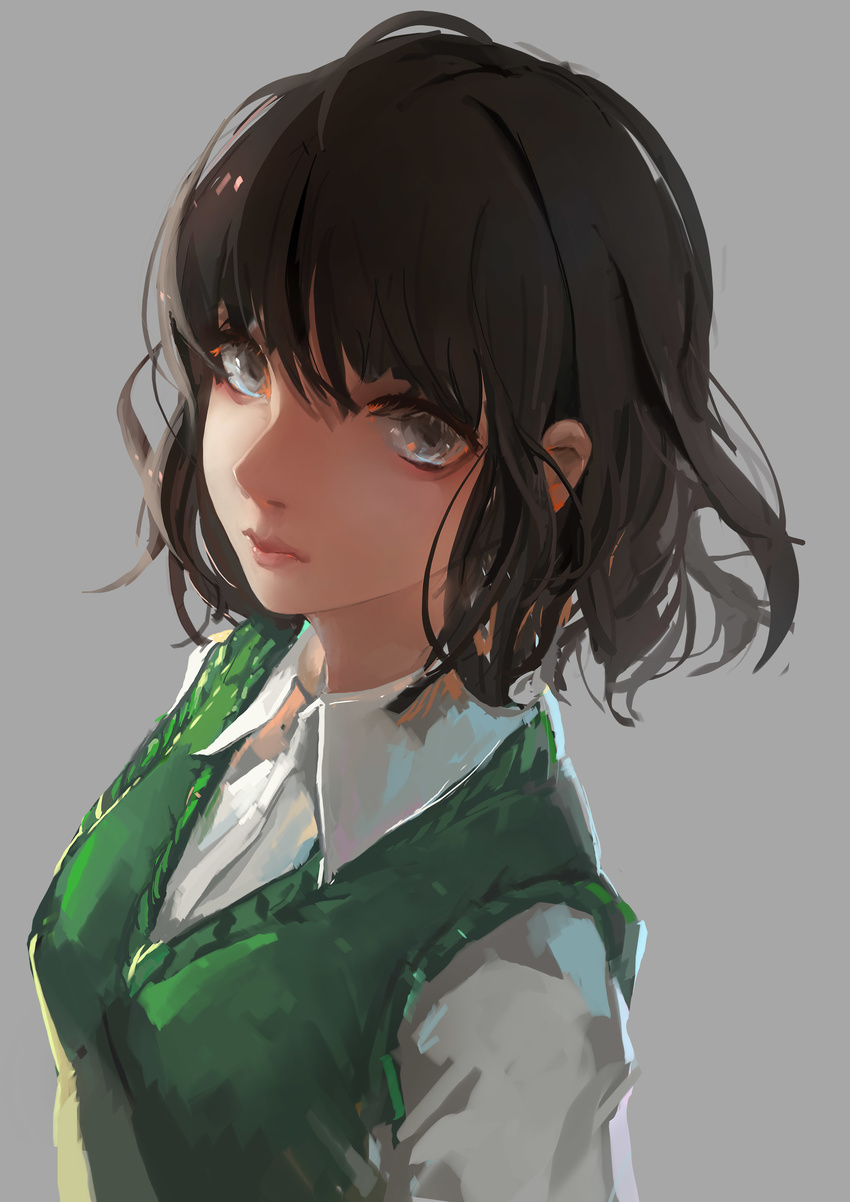 absurdres bing_bing black_hair commentary_request female grey_background highres kuzu_no_honkai photoshop_(medium) school_uniform short_hair solo upper_body yasuraoka_hanabi