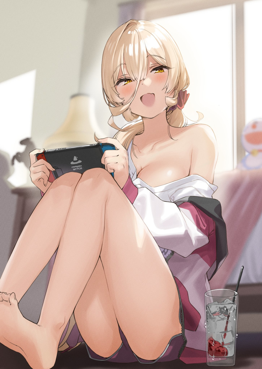 :d backlighting bare_legs barefoot blonde_hair blurry blurry_background blush brand_name_imitation breasts character_doll cleavage clothes_down collarbone commentary_request controller cup depth_of_field doraemon doraemon_(character) drinking_glass drinking_straw feet female foot_out_of_frame game_controller hair_ornament hair_scrunchie handheld_game_console highres holding holding_handheld_game_console ice ice_cube indoors jacket kanzarin lamp large_breasts long_hair looking_at_viewer nijisanji nintendo_switch nui_sociere nui_sociere_(2nd_costume) oerba_yun_fang off_shoulder open_clothes open_jacket open_mouth playing_games ponytail scrunchie short_shorts shorts single_bare_shoulder sitting smile soles solo virtual_youtuber window yellow_eyes