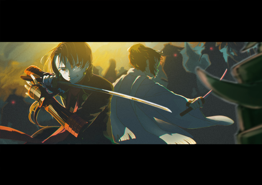 2boys armor back-to-back battle battlefield black_coat black_hair blue_eyes blue_jacket brown_hair coat crowded day floating_clothes floating_hair glowing glowing_eyes grin hair_over_eyes hands_up haori hat holding holding_sword holding_weapon jacket japanese_armor japanese_clothes kashuu_kiyomitsu katana kote letterboxed long_hair long_sleeves male_focus motion_blur multiple_boys outdoors profile rawshirasudon red_eyes red_scarf scarf shinsengumi short_hair smile straw_hat sunlight surrounded sword touken_ranbu unsheathed weapon white_scarf wide_sleeves yamato-no-kami_yasusada