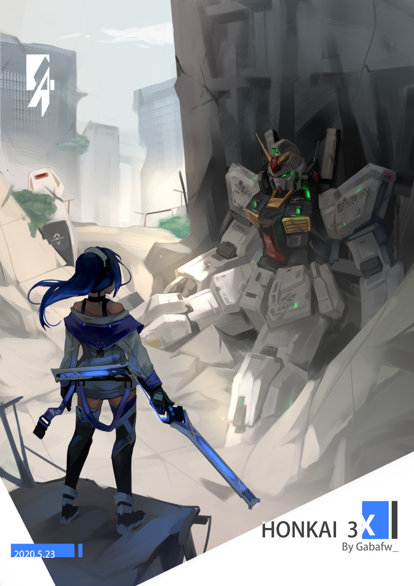 absurdres back bare_shoulders black_footwear black_gloves black_thighhighs chinese_commentary city cloud cloudy_sky commentary crossover damaged female full_body gabafw gloves grey_sky gundam gundam_mk_ii highres holding holding_sword holding_weapon honkai_(series) honkai_impact_3rd jacket long_hair long_sleeves mecha outdoors ponytail purple_hair raiden_mei raiden_mei_(striker_fulminata) robot science_fiction sheath shoes sky sneakers solo sword thighhighs v-fin weapon white_jacket zeta_gundam