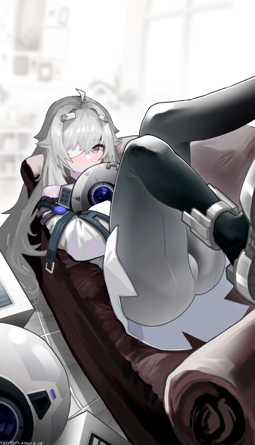 1other absurdres ahoge ass bandage_over_one_eye black_pantyhose couch detached_sleeves drone female grey_eyes grey_hair hair_intakes highres hug long_hair long_sleeves looking_at_viewer no._21's_buddy_(pgr) no._21:_xxi_(pgr) no._21_(pgr) non-humanoid_robot on_couch pantyhose punishing:_gray_raven robot sidelocks taotao_bujue very_long_hair