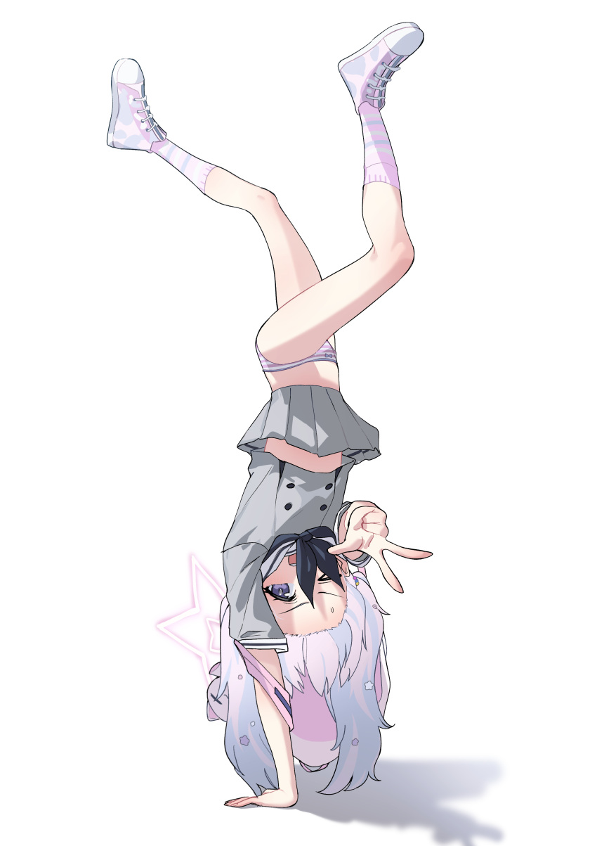 >_o absurdres blue_archive blue_hair bongnom female full_body grey_serafuku halo handstand highres kneehighs looking_at_viewer midriff multicolored_hair one_arm_handstand one_eye_closed panties pink_hair pleated_skirt reisa_(blue_archive) school_uniform serafuku simple_background skirt smile socks solo striped_clothes striped_panties striped_socks twintails two-tone_hair two-tone_panties underwear w white_background