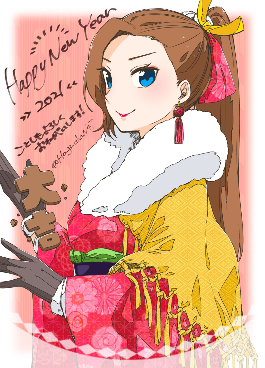 2021 alternate_costume asymmetrical_bangs black_gloves blue_eyes brown_hair chocolate closed_mouth commentary earrings english_text female floral_print food fur_scarf gloves hair_ribbon happy_new_year hatsumoude highres ho_ji_chan47 holding holding_food japanese_clothes jewelry katarina_claes kimono kotoyoro lipstick long_hair long_sleeves looking_at_viewer makeup new_year obi otome_game_no_hametsu_flag_shika_nai_akuyaku_reijou_ni_tensei_shite_shimatta ponytail print_kimono red_kimono red_lips ribbon sash shawl smile solo tassel tassel_earrings translated twitter_username upper_body wide_sleeves yellow_ribbon yellow_shawl