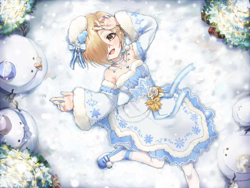 applepie_(12711019) bare_shoulders blonde_hair blue_nails blush christmas_tree detached_sleeves dress female fingernails flower fur_trim gift hair_over_one_eye hat high_heels highres idolmaster idolmaster_cinderella_girls jewelry lying nail_polish necklace on_ground open_mouth ribbon shirasaka_koume short_hair snow snowman solo white_legwear yellow_eyes