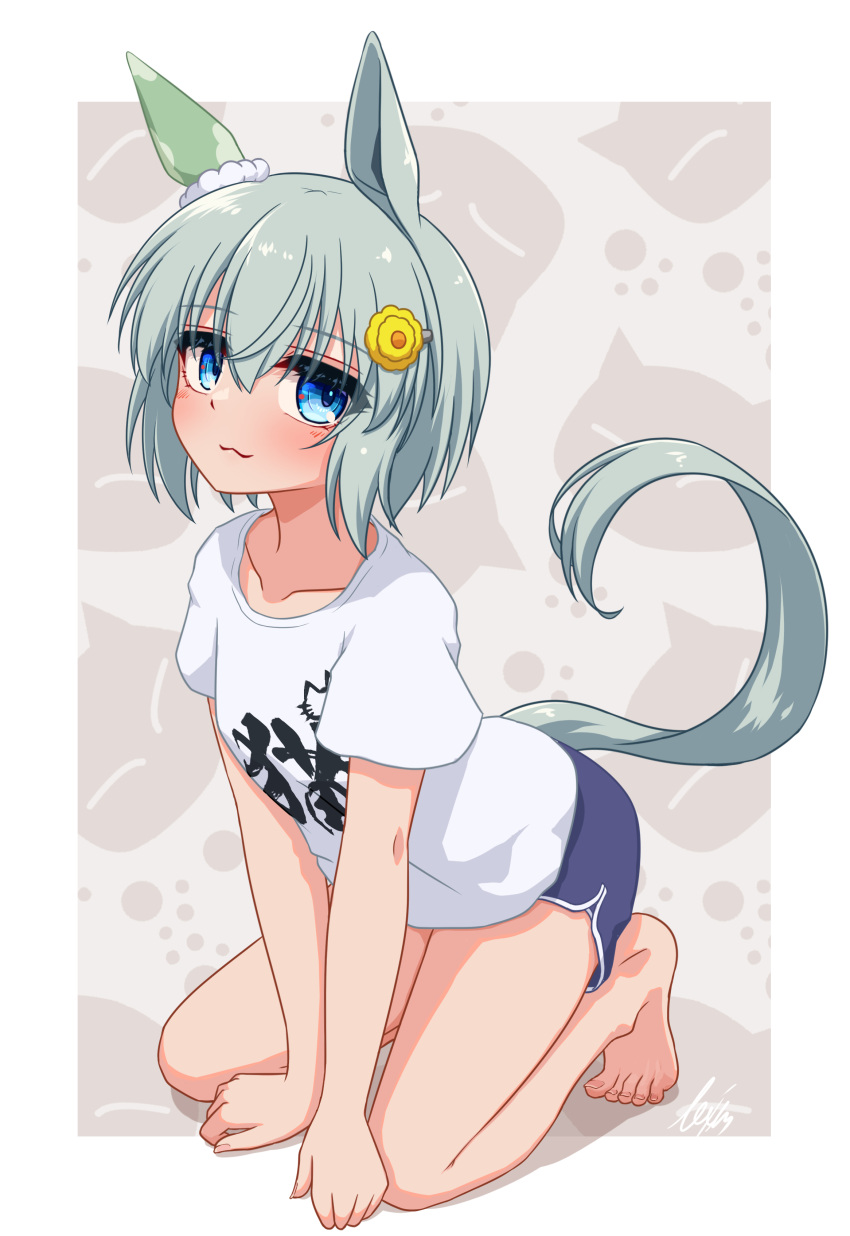 absurdres alternate_costume animal_ears animal_print barefoot blue_eyes blue_shorts blush border cat_print commentary_request ear_covers female grey_hair hair_between_eyes hair_ornament hairclip highres horse_ears horse_girl horse_tail lexis_yayoi print_shirt seiun_sky_(umamusume) shirt short_hair short_sleeves shorts single_ear_cover smile solo tail umamusume white_border white_shirt