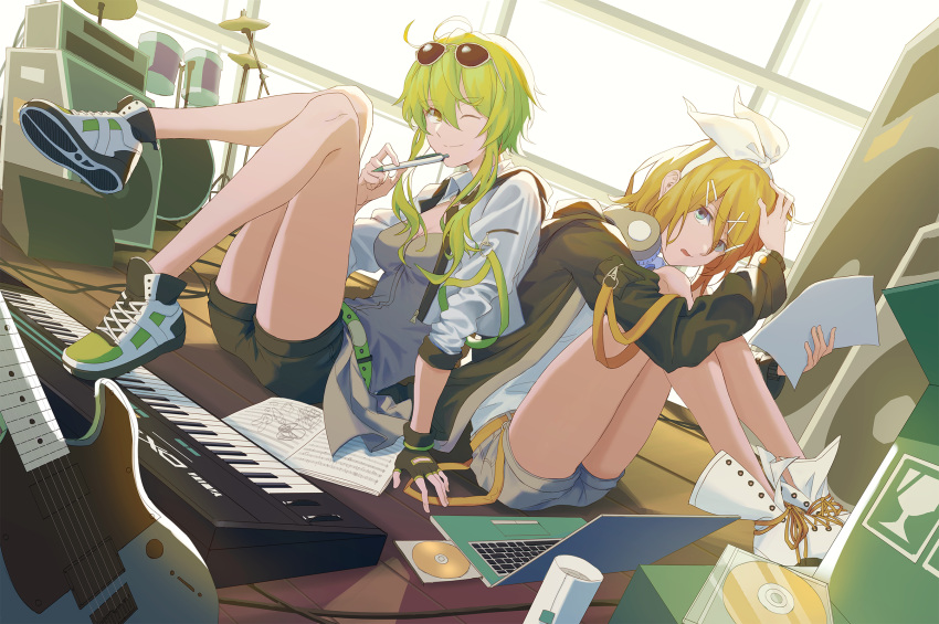 2girls bad_id bad_pixiv_id belt blonde_hair blue_eyes boots bow box cd commentary computer cymbals drum drum_set electric_guitar eyewear_on_head fingerless_gloves full_body gloves green_eyes green_hair guitar gumi hair_ornament hairbow hairclip headphones headphones_around_neck highres holding holding_paper holding_pen instrument jacket kagamine_rin keyboard_(instrument) knees_to_chest knees_up laptop looking_at_viewer multiple_girls one_eye_closed optical_drive paper pen pen_to_chin revision shoes short_hair_with_long_locks shorts sitting smile sneakers speaker sunglasses thighs vocaloid white_bow wounds404 yamaha_dx7