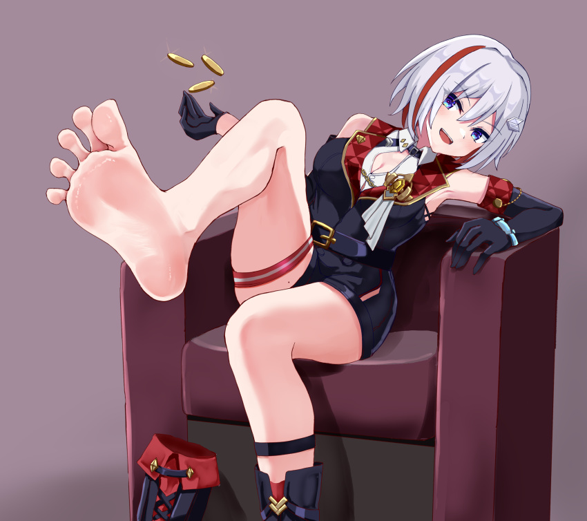 :d asymmetrical_gloves barefoot belt black_belt blue_eyes boots breasts cleavage coin collared_shirt couch elbow_gloves eyelashes feet female fingerless_gloves foot_focus foreshortening gloves gold_coin gold_trim grey_hair hair_between_eyes hair_ornament highres honkai:_star_rail honkai_(series) iberiko_(soinesitai) large_breasts leaning_to_the_side legs looking_at_viewer multicolored_hair on_couch open_mouth purple_background red_hair shadow shirt short_shorts shorts sidelocks single_bare_leg single_boot sitting sleeveless sleeveless_shirt smile soles solo spread_toes streaked_hair teeth thigh_strap toes topaz_(honkai:_star_rail) unworn_boots upper_teeth_only