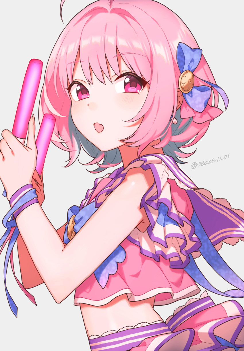 :o ahoge bad_id bad_pixiv_id bare_arms bare_shoulders commentary crop_top female from_side glowstick hair_ornament hands_up highres holding holding_glowstick idolmaster idolmaster_cinderella_girls looking_at_viewer midriff oerba_yun_fang open_mouth peach11_01 pink_eyes pink_hair pink_shirt ribbon shirt short_hair skin_fang solo twitter_username upper_body yumemi_riamu